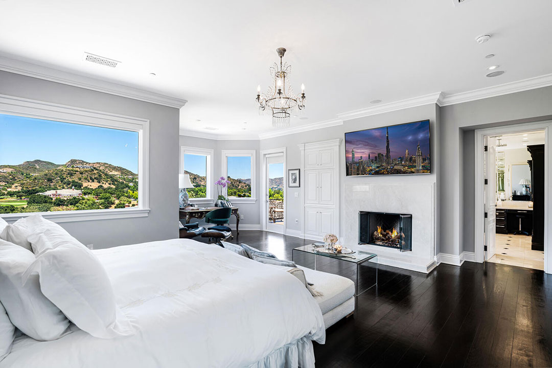 3 Paul Anka Sherwood Country Club Estate Bedroom