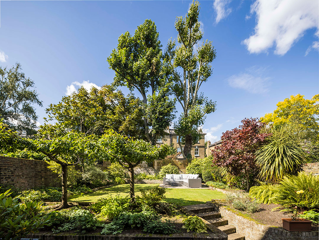 Richard Burton Home Lyndhurst Road Garden Hero