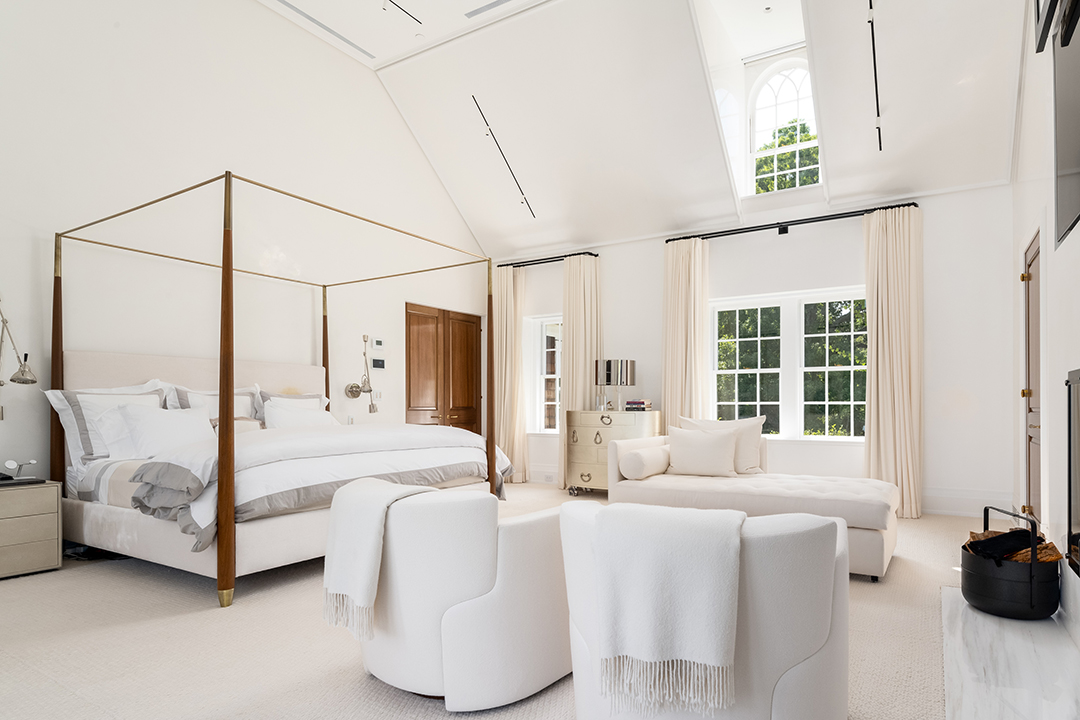 W Bedford Brook Hollow Farm Lists For 29 5m E