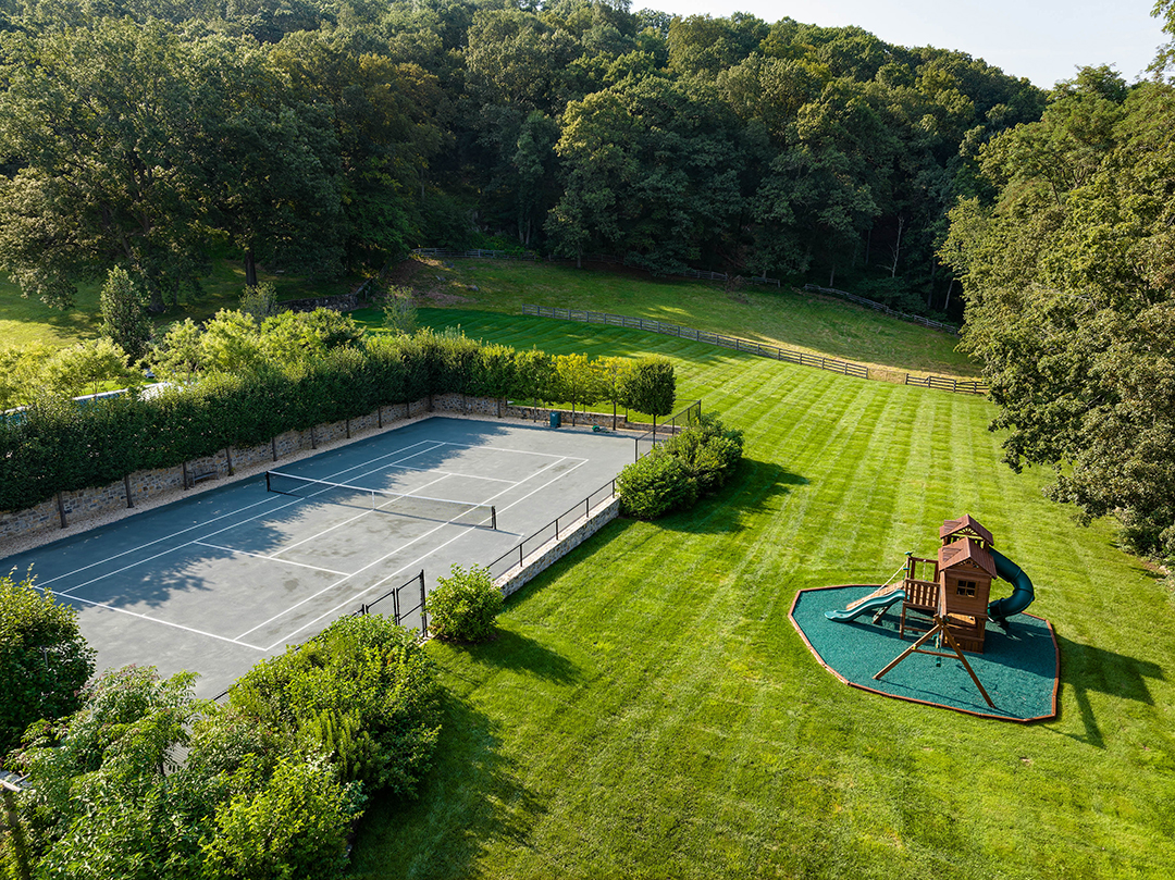 Bedford Brook Hollow Farm Lists For 29 5m K