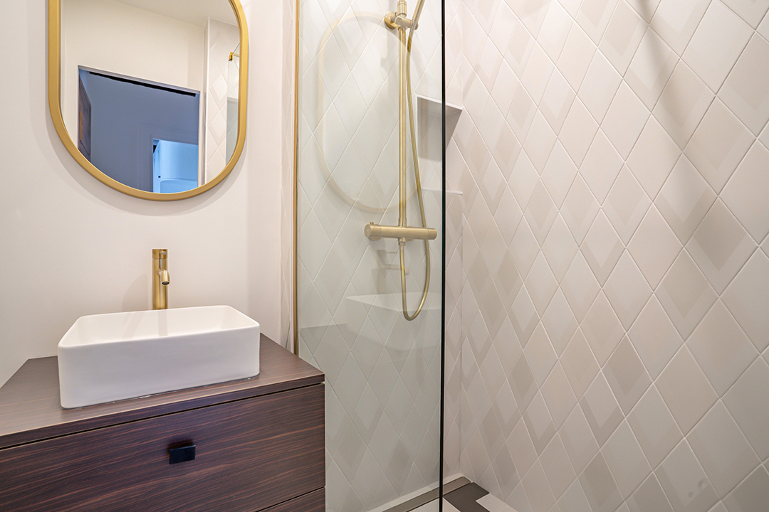 Tour A Dreamy Paris Listing That Could Become Someones Perfect Pied A Terre Q