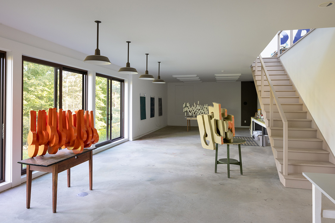 British Artists Gary Hume And Georgie Hopton List Lovely Upstate New York Compound 039