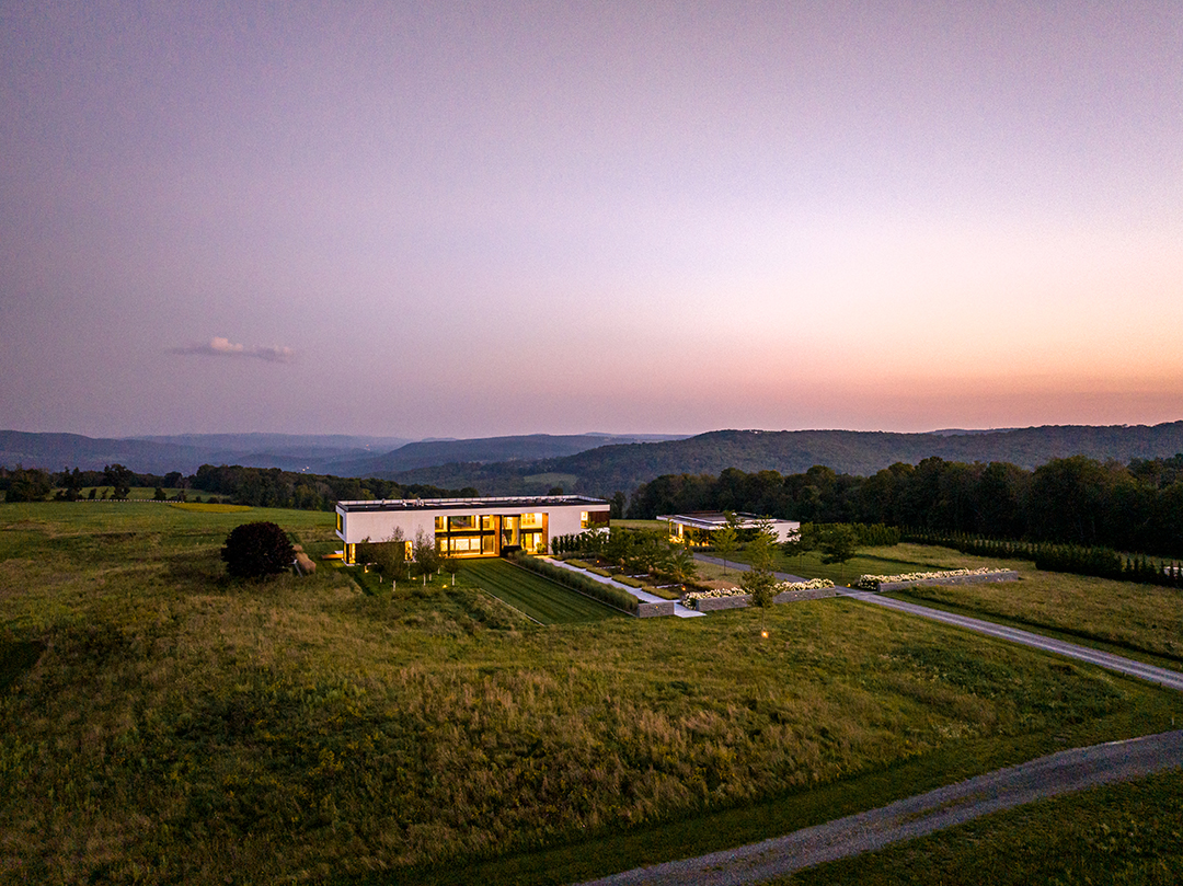 Explore A 25m Modern Set On 134 Acres In The Hudson Valley E