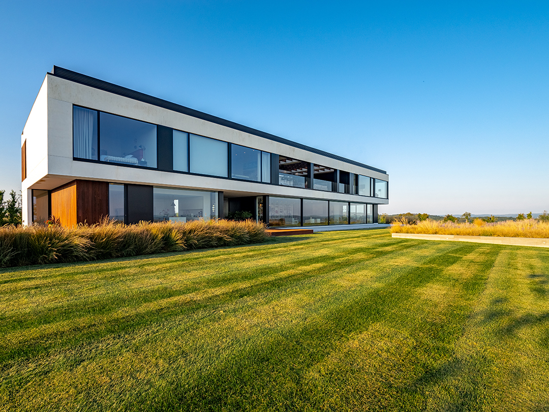 Explore A 25m Modern Set On 134 Acres In The Hudson Valley V