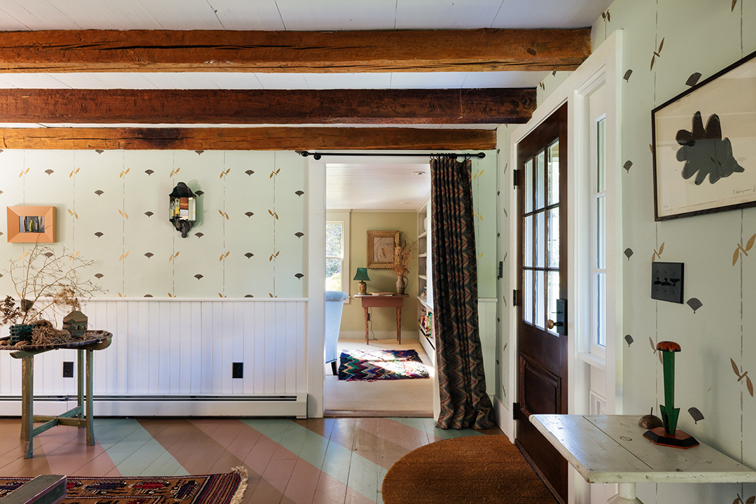 British Artists Gary Hume And Georgie Hopton List Lovely Upstate New York Compound 021