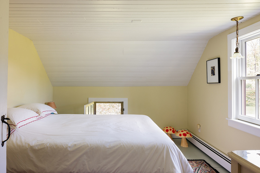 British Artists Gary Hume And Georgie Hopton List Lovely Upstate New York Compound 025