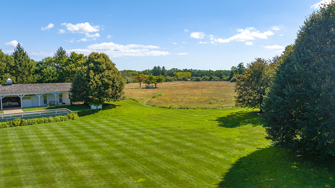Late Architect And Designer Thierry Desponts Southampton Estate Asks 20m 7275 7546 320 Majors Drone 2 Dh Dd Pool