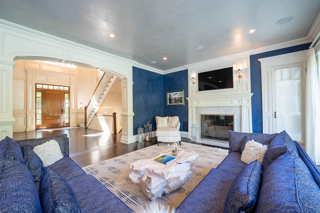 A Hamptons Home With New England Charm Asks 7 75m P