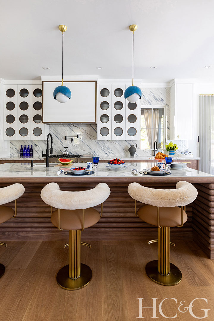 Inside Eclectic Spaces For Entertaining In The 2023 Hampton Designer Showhouse Hcg 2023 Ciuffo Michelle Kitchen3