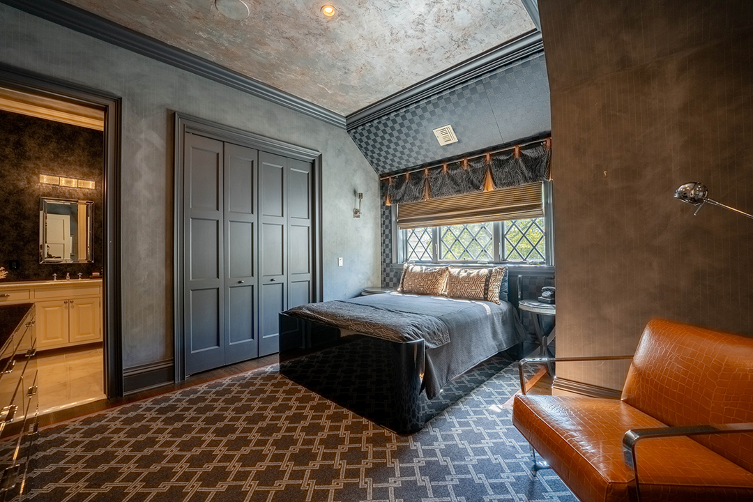A Hamptons Home With New England Charm Asks 7 75m J