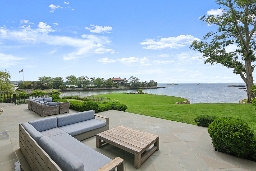 Realty Plans Tour A 58m Georgian Colonial On The Water In Greenwich T