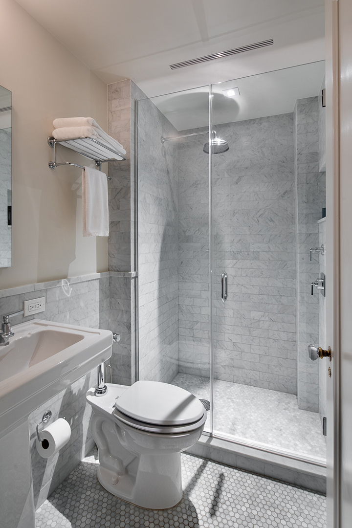 Annie Leibovitz Lists Upper West Side Duplex Brimming With Artistic Elegance For 8 6m M
