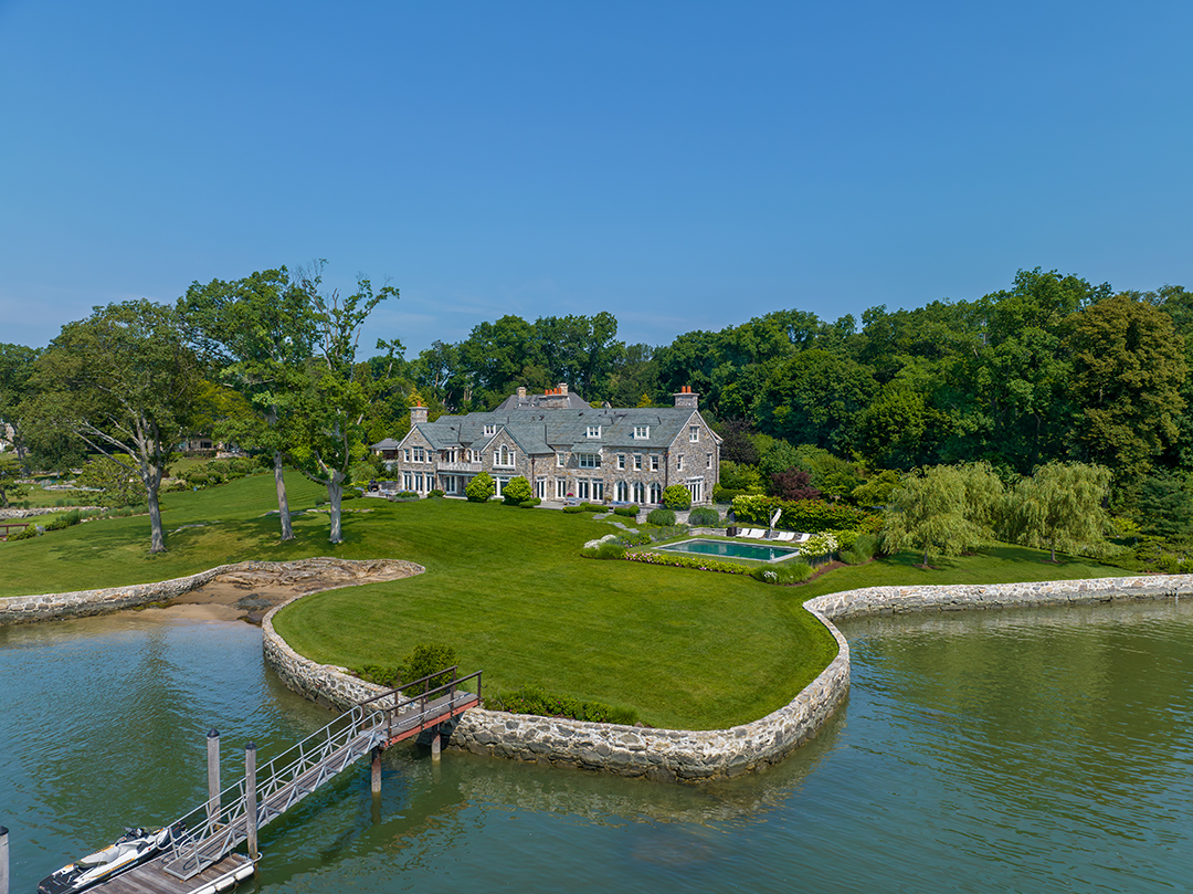 James Gagliardi Tour A 58m Georgian Colonial On The Water In Greenwich D