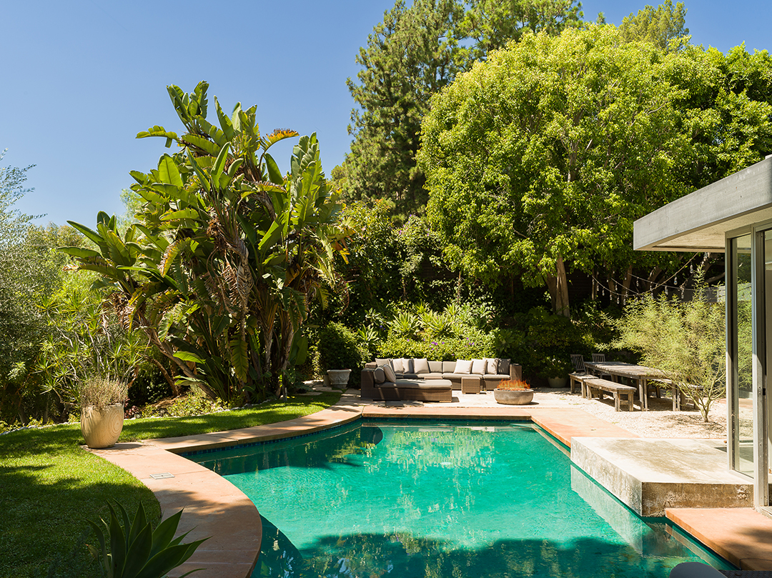 Artist Paul Rusconi Lists A Stylish Midcentury Modern In L A Q