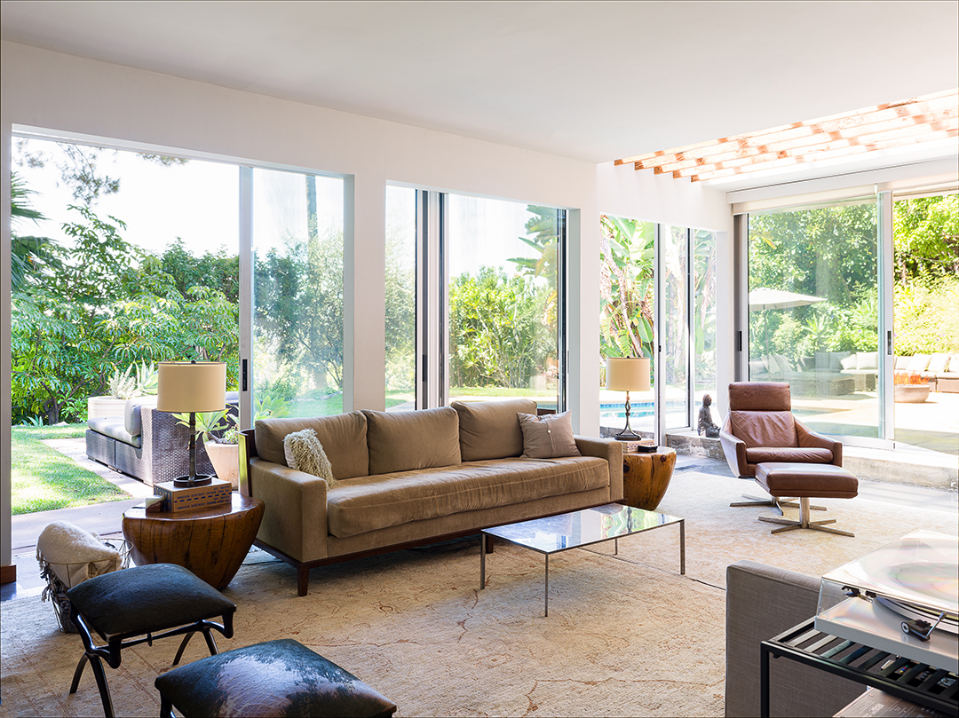 Artist Paul Rusconi Lists A Stylish Midcentury Modern In L A E