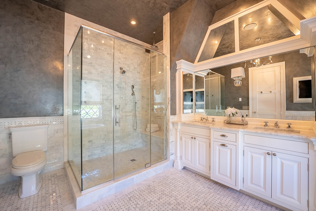 A Hamptons Home With New England Charm Asks 7 75m I