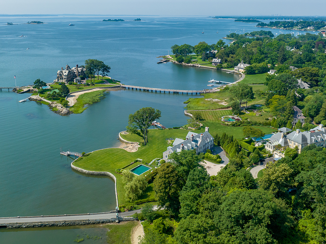 James Gagliardi Tour A 58m Georgian Colonial On The Water In Greenwich A