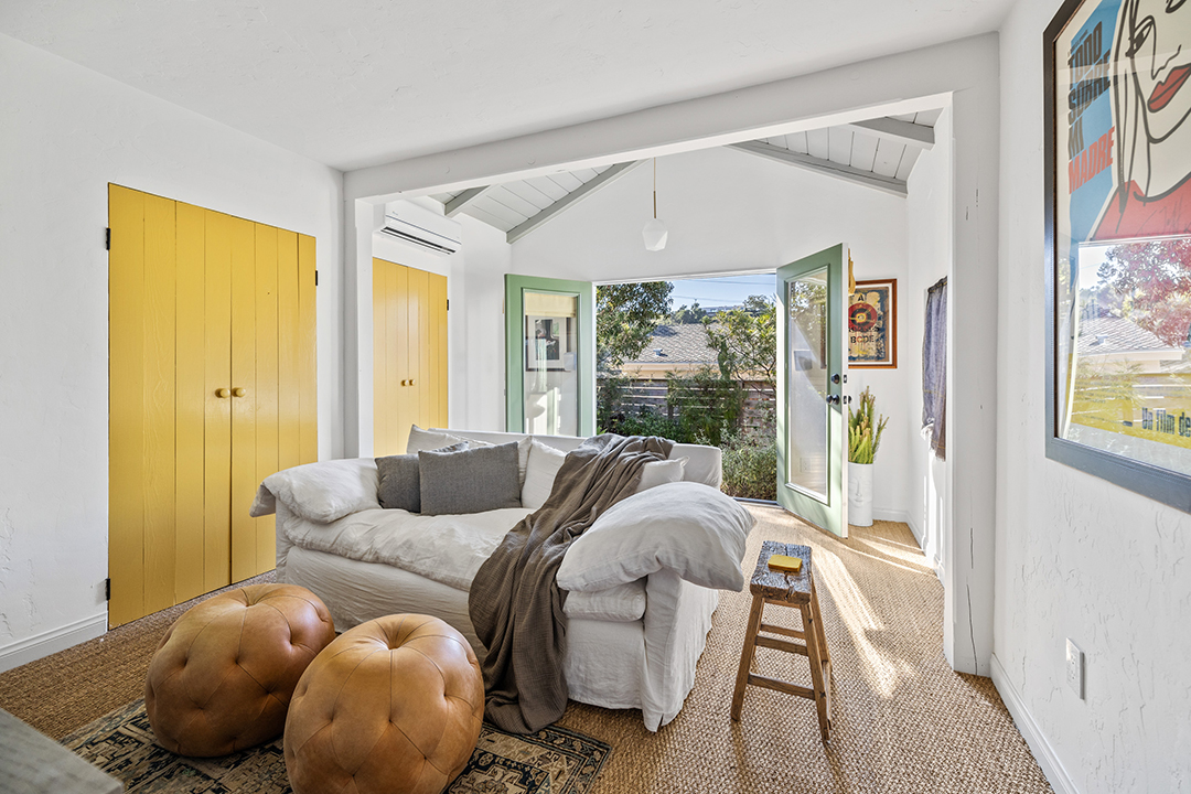 Laurel Canyon Compound With A Sweet Celebrity Pedigree Wants 2 6m J