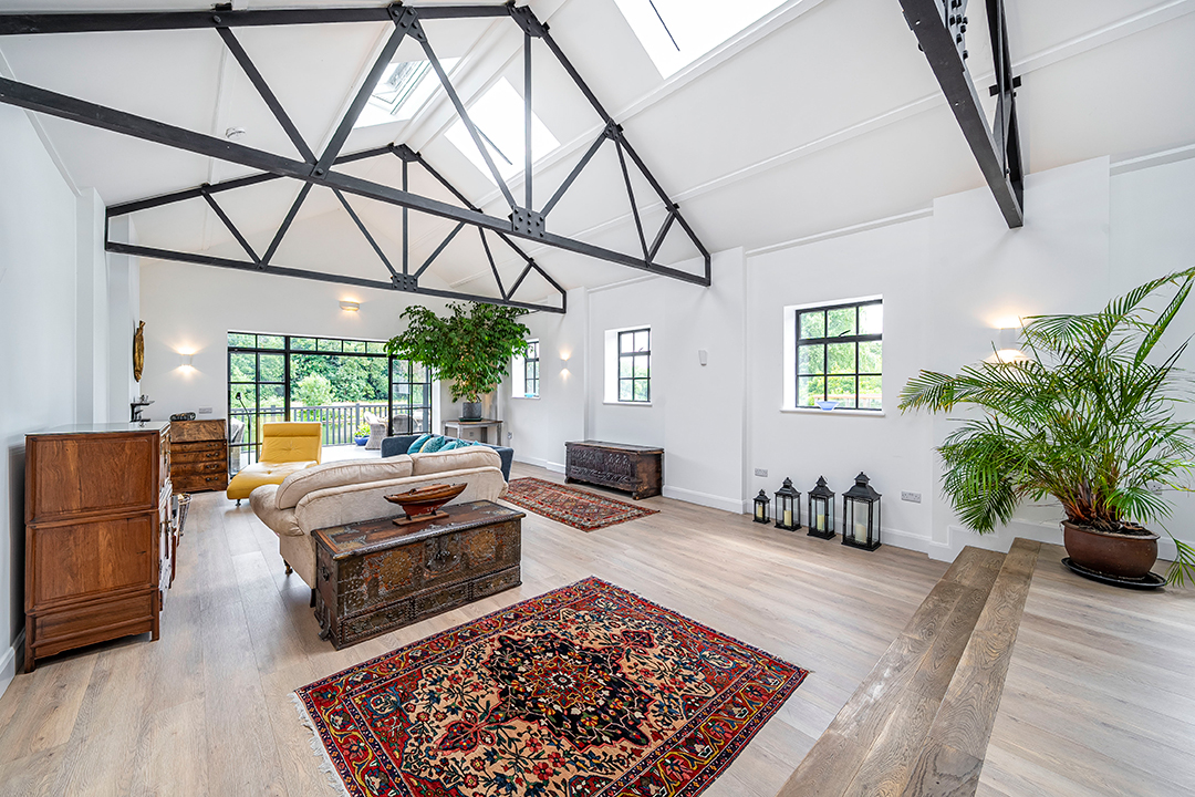 Historic London Ferry House Perched On The River Thames Looks For 2m E