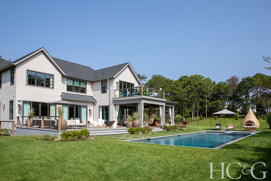 Inside Eclectic Spaces For Entertaining In The 2023 Hampton Designer Showhouse Hcg 2023 Wintermcdermott Pool4