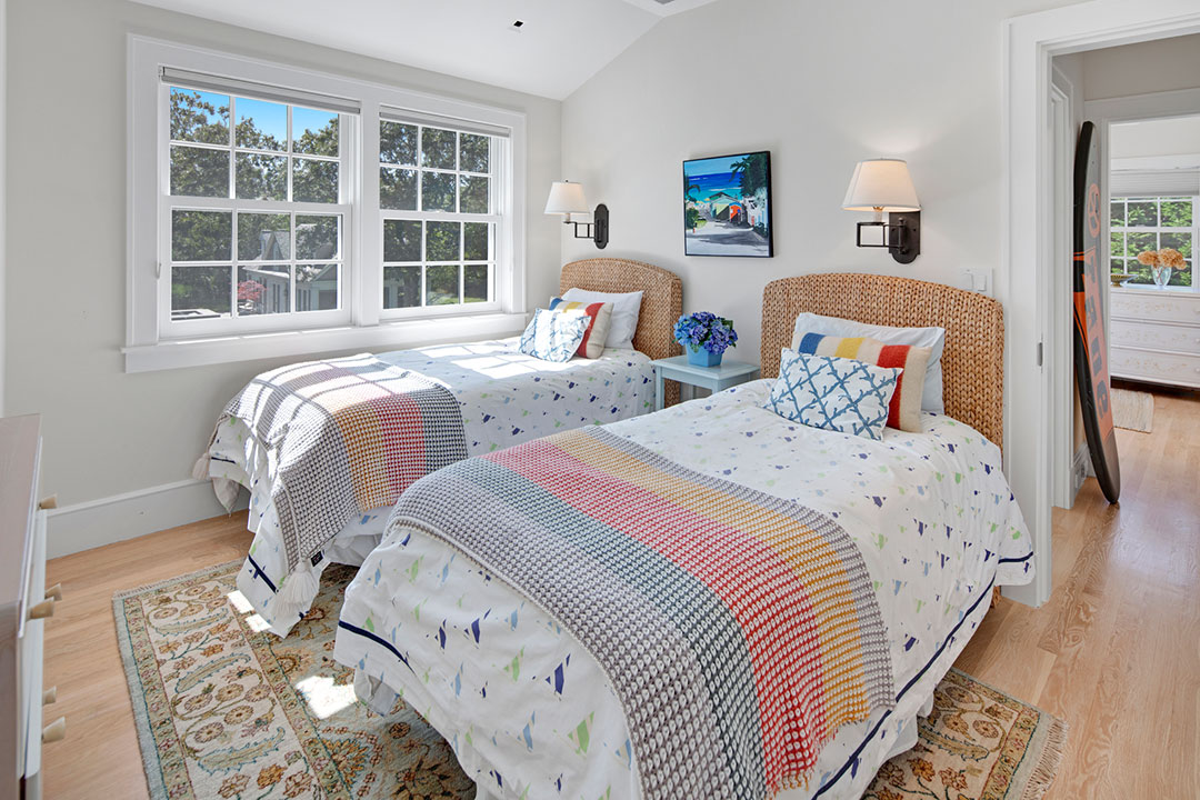 29 Beyonce Marthas Vineyard Guest Room