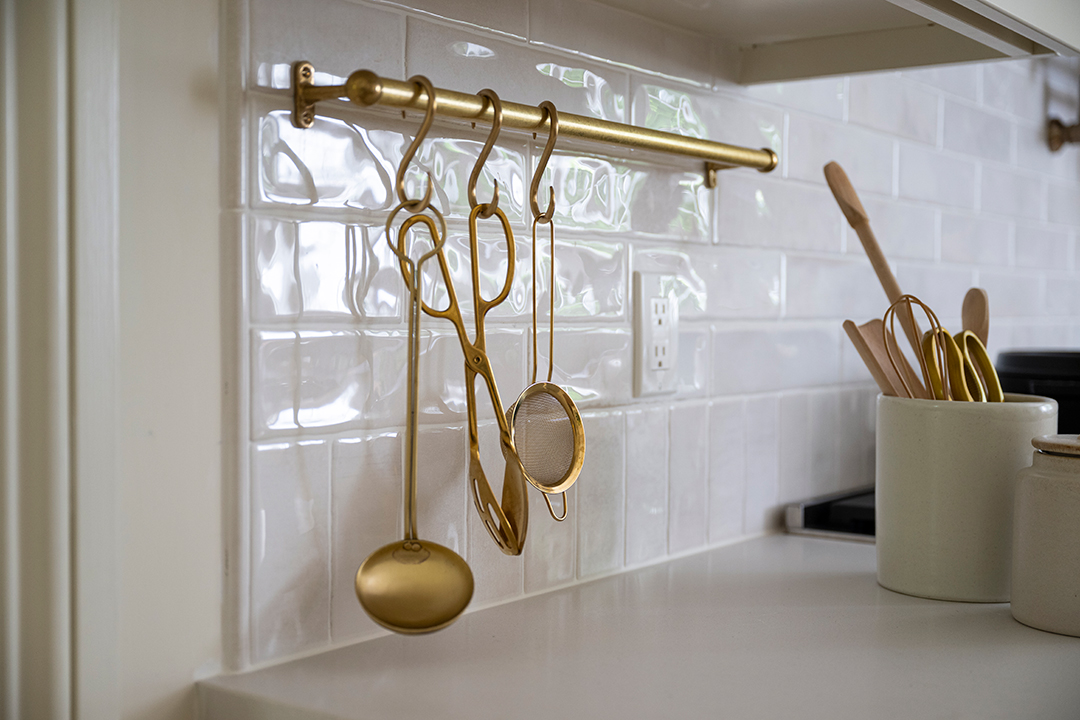 A Homeowner Seasoned In The Fashion Industry Gets A Fabulous Fairfield County Kitchen Dsc2212 2