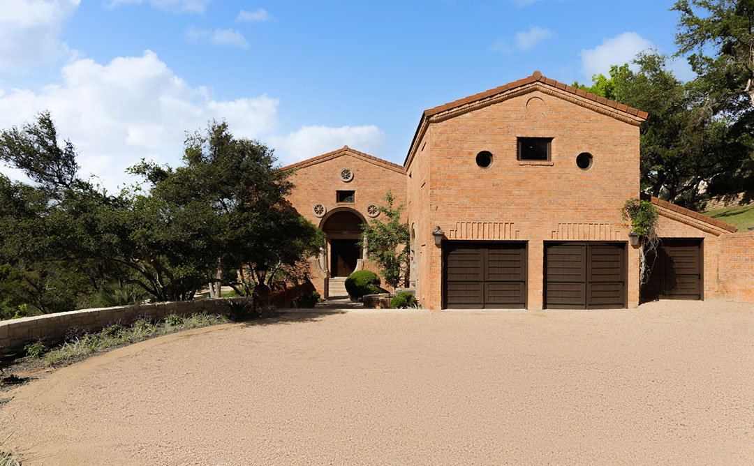 2 Warren Skaaren Austin Exterior