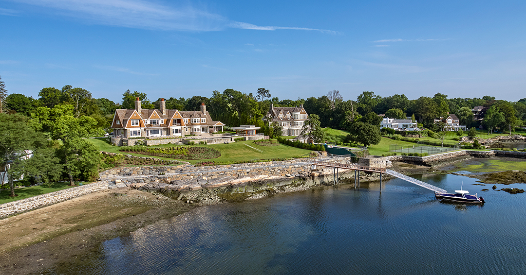 12 Stunning Waterfront Homes Designed By Shope Reno Wharton Coastal Westchester Robert Benson Photography Eastcliff 29
