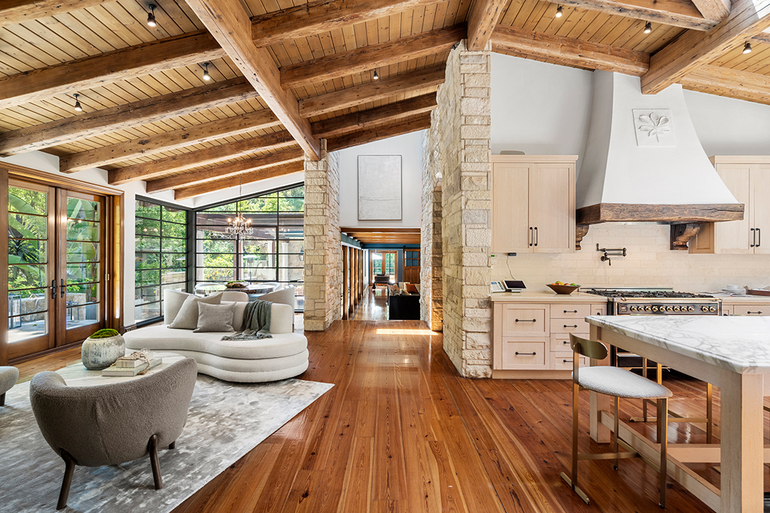 J Lo Reels In Roughly 34m For Her Gorgeous Bel Air Estate Q