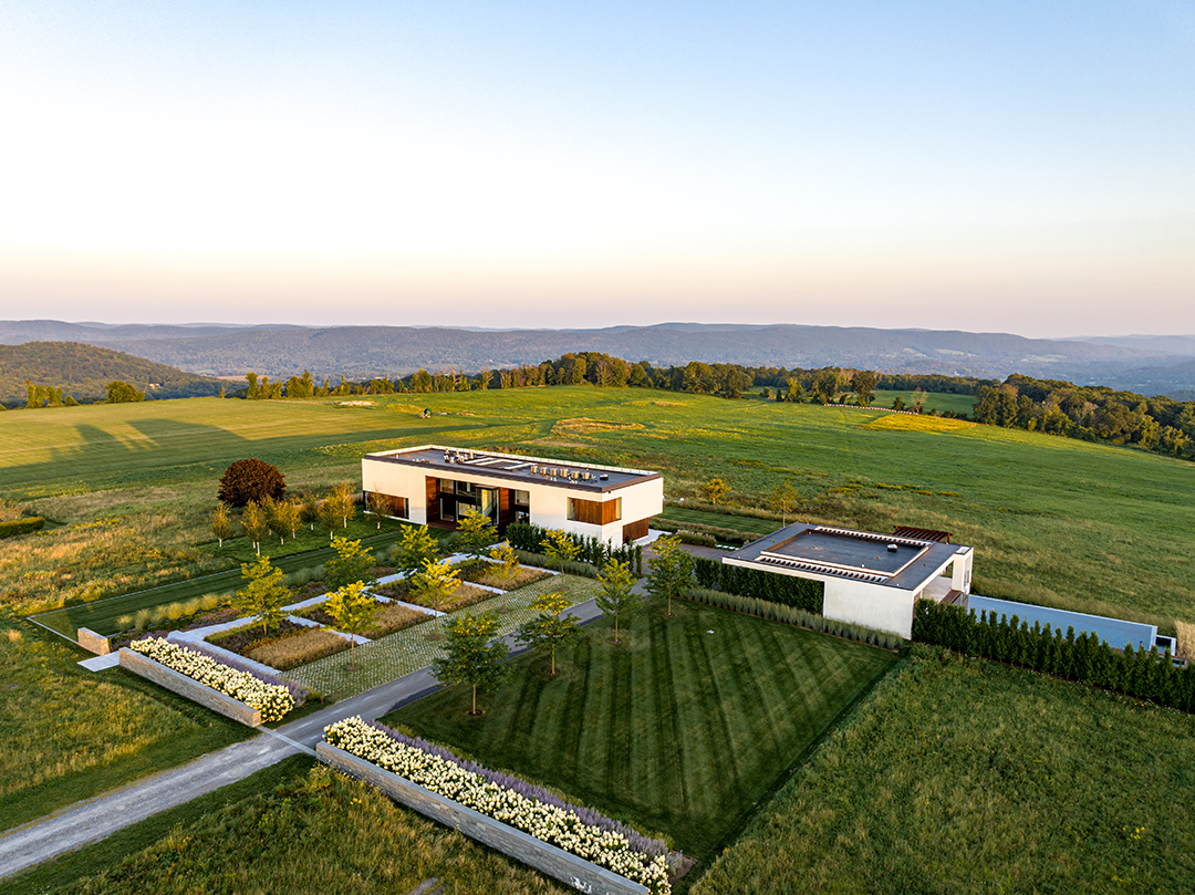 Explore A 25m Modern Set On 134 Acres In The Hudson Valley Y