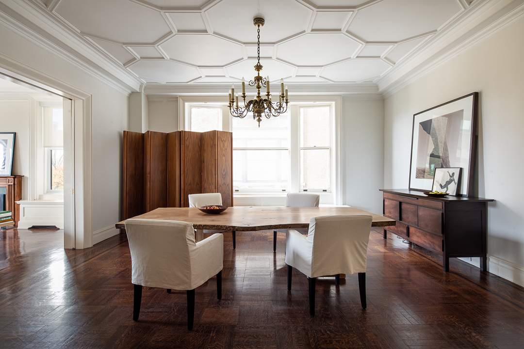 Annie Leibovitz Lists Upper West Side Duplex Brimming With Artistic Elegance For 8 6m E