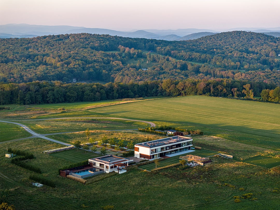 Explore A 25m Modern Set On 134 Acres In The Hudson Valley D