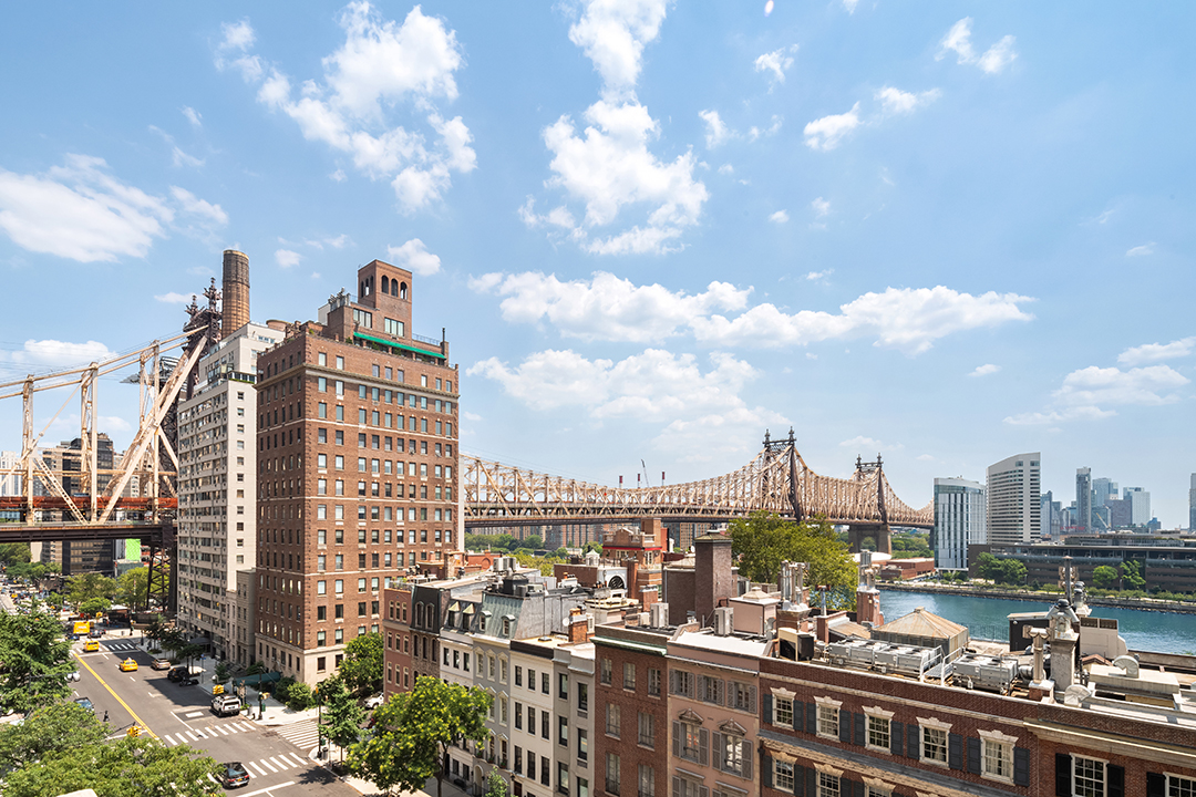 Longtime Manhattan Home Of Jfks Youngest Sister Hits The Market For 5 1m V