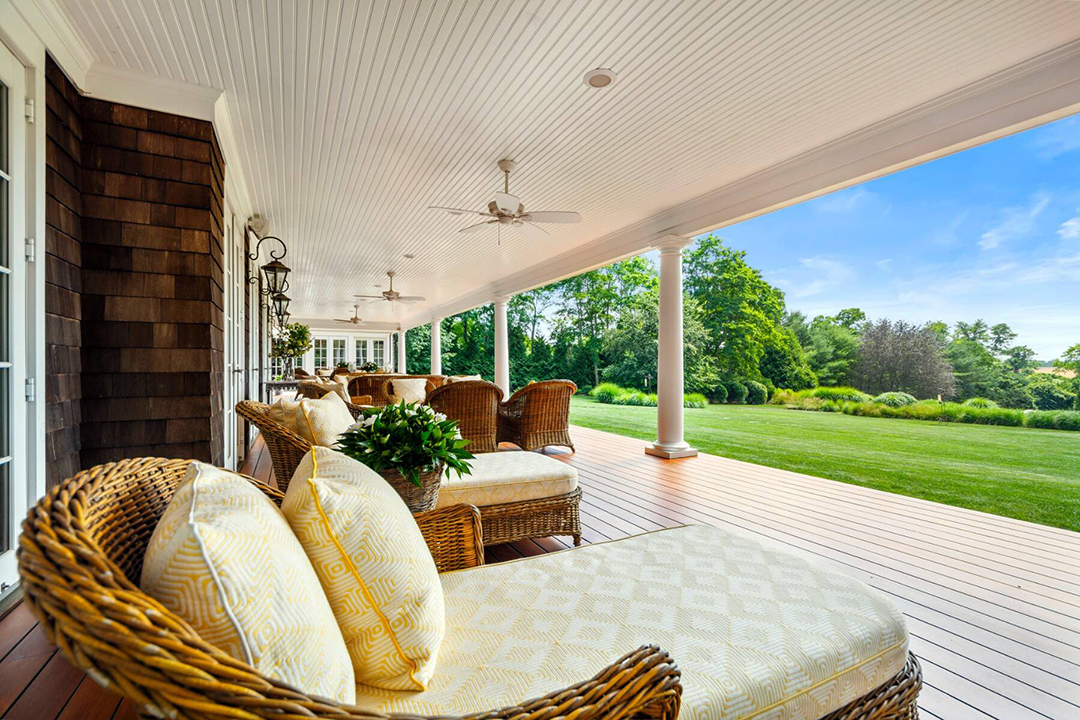 Designer Nancy Corzine Lists The Classic Bridgehampton Beauty She Built For 10m A Www