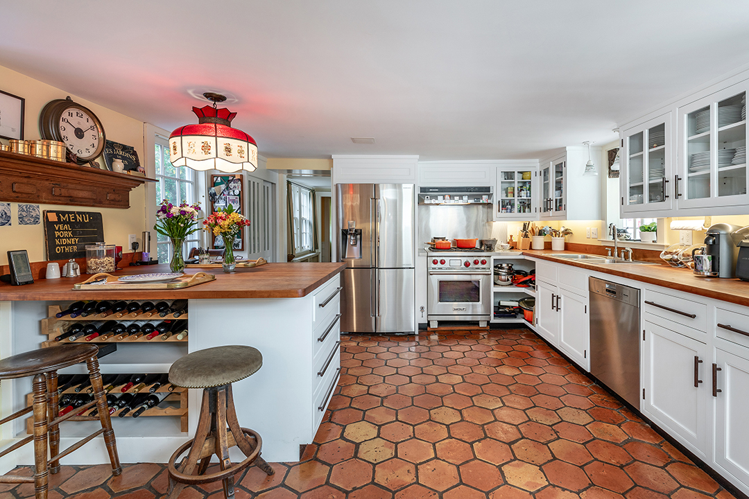 Late Musician Stephen Sondheim Longtime Connecticut Home Lists Kitchen 1