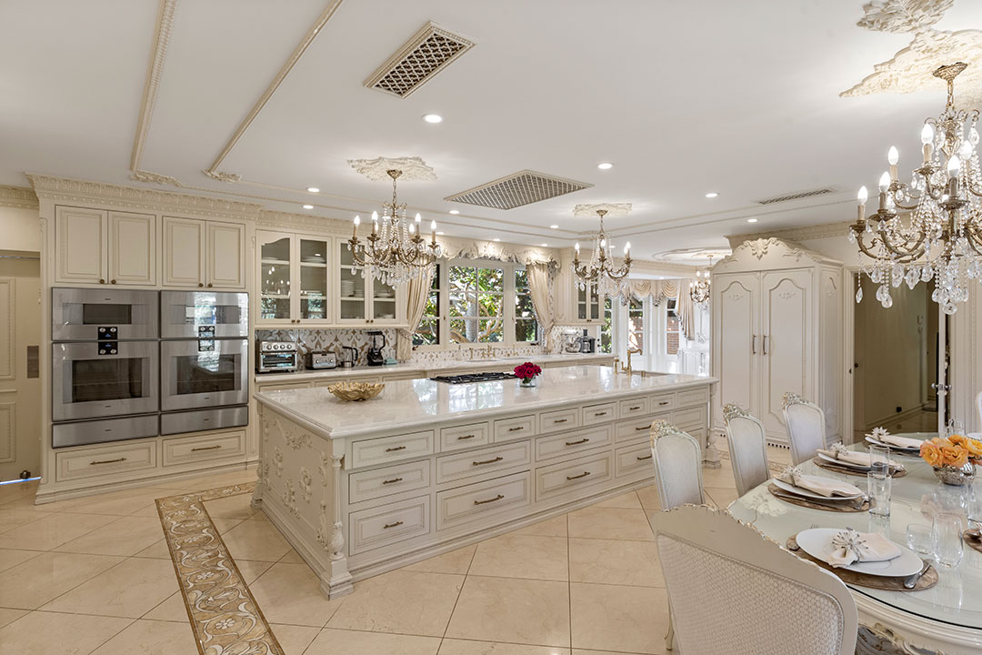 6 La Jolla Estate Kitchen