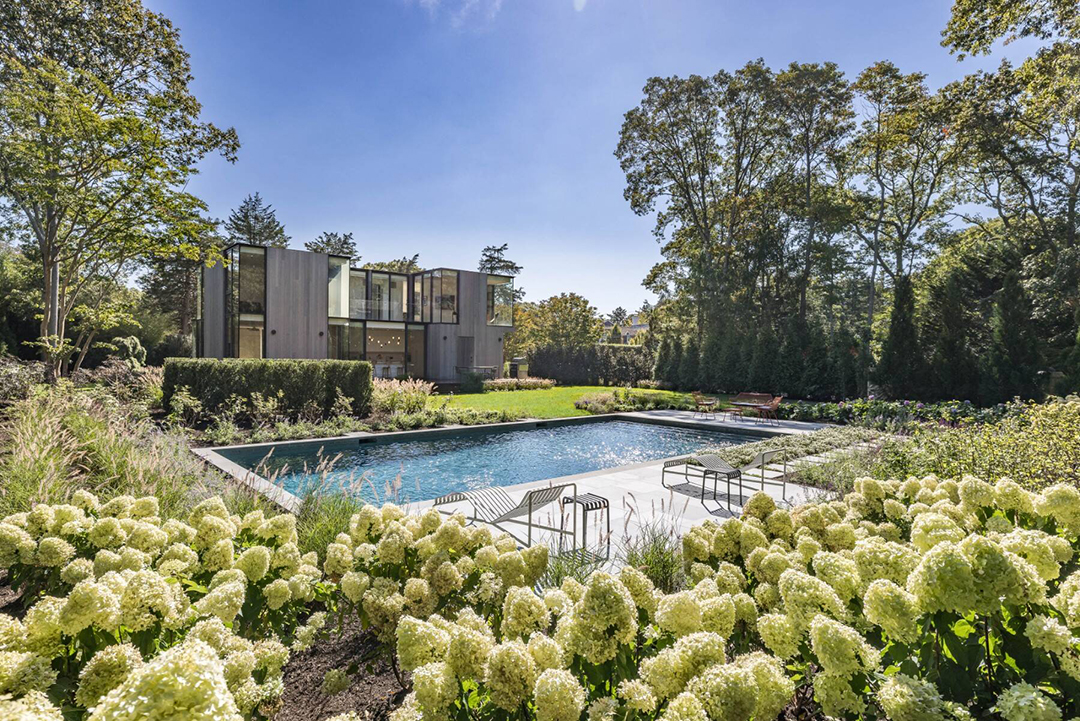 Architect Lynne Breslin Seeks 12m For The Marvelous Hamptons Modern She Created For Herself Zz