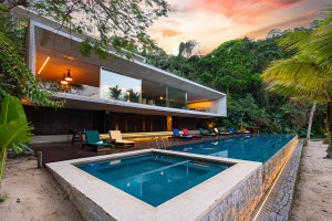 A 52 Acre Brazilian Retreat Only Accessible Via Helicopter Or Boat Seeks 15m C