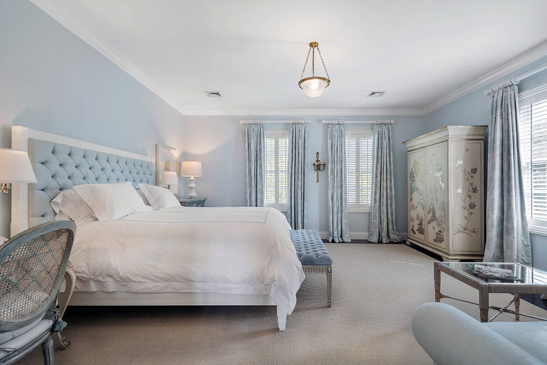 Designer Nancy Corzine Lists The Classic Bridgehampton Beauty She Built For 10m X
