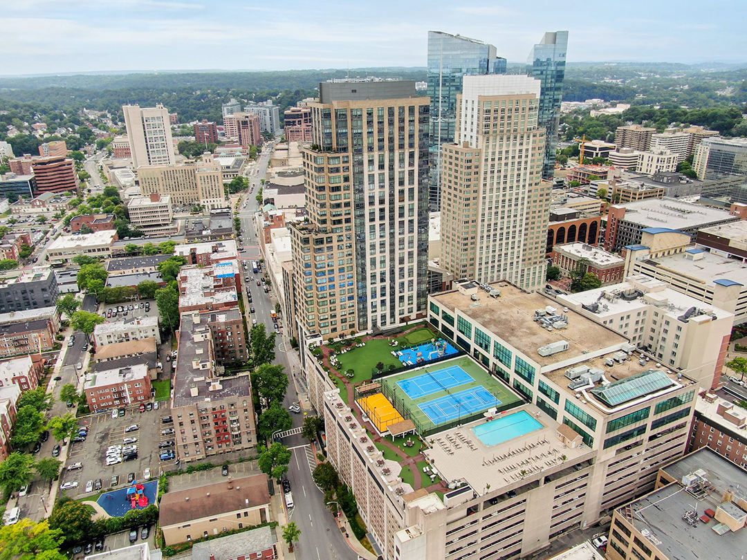 Former Yankees Star Bernie Williams Puts White Plains Condo On The Market I