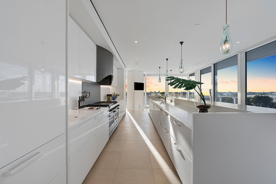 Step Inside A Fancy 55m Four Seasons Penthouse In Florida Kitchen 2