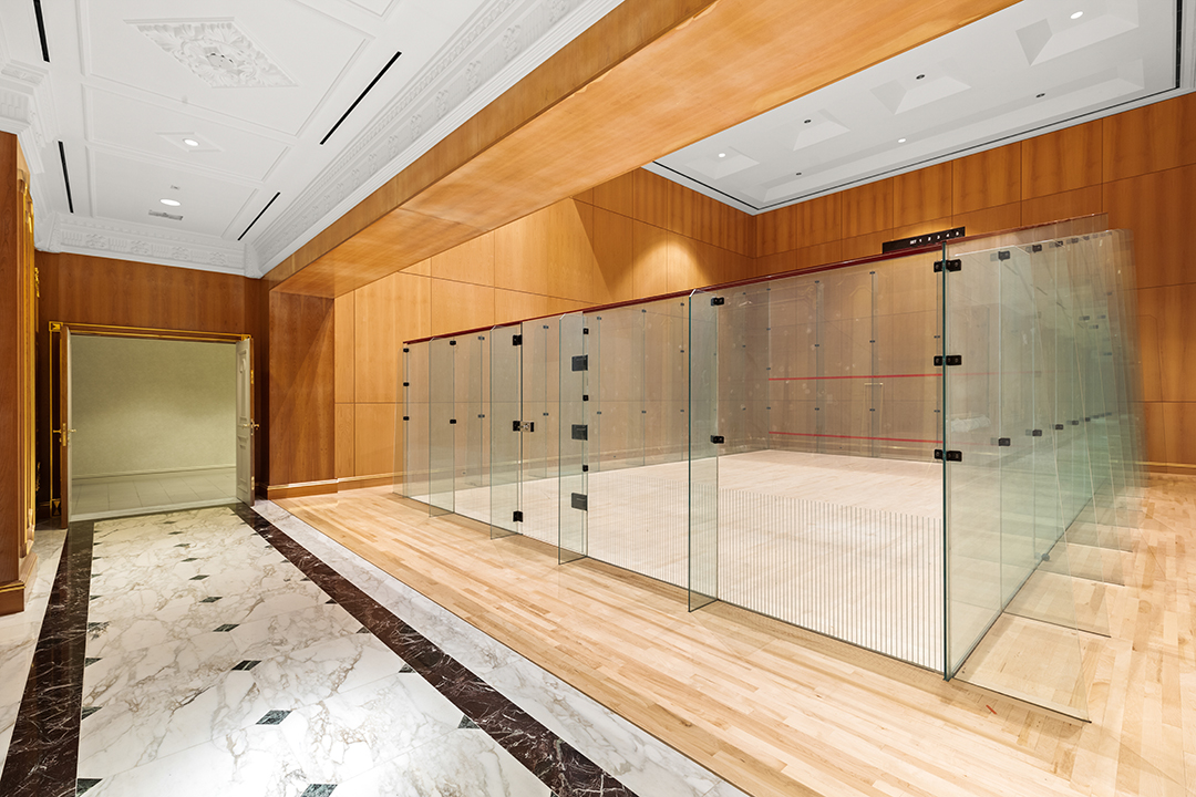 Tour A Shiny 25m Las Vegas Estate With 10 Interconnected Buildings T