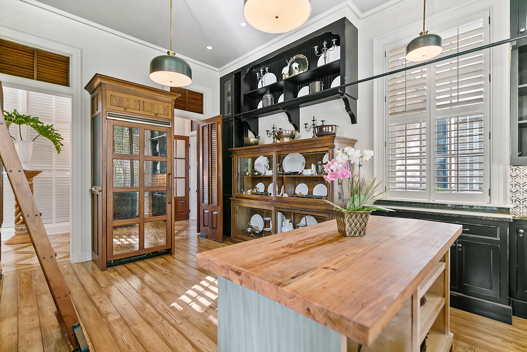 This Charming Estate Just Became The Priciest Residence Ever Sold In Savannah Ga J