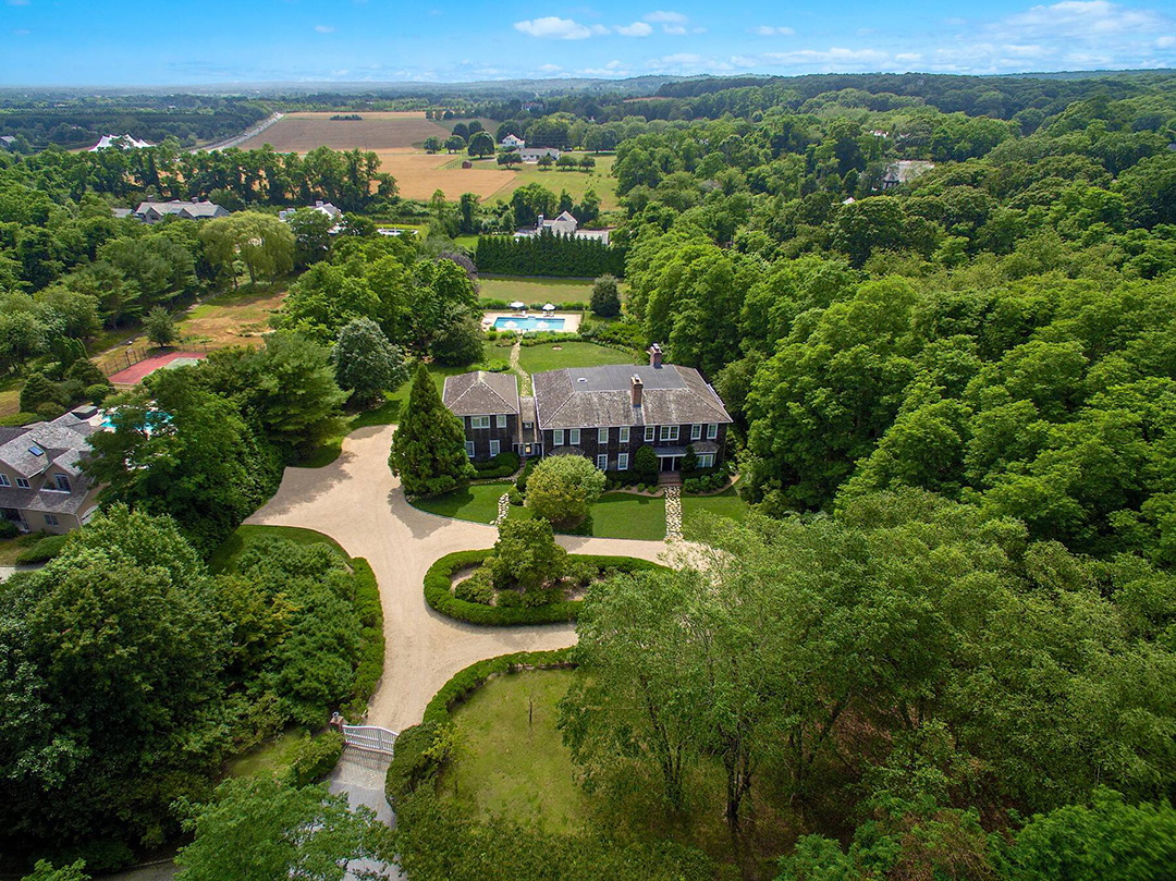 Designer Nancy Corzine Lists The Classic Bridgehampton Beauty She Built For 10m C