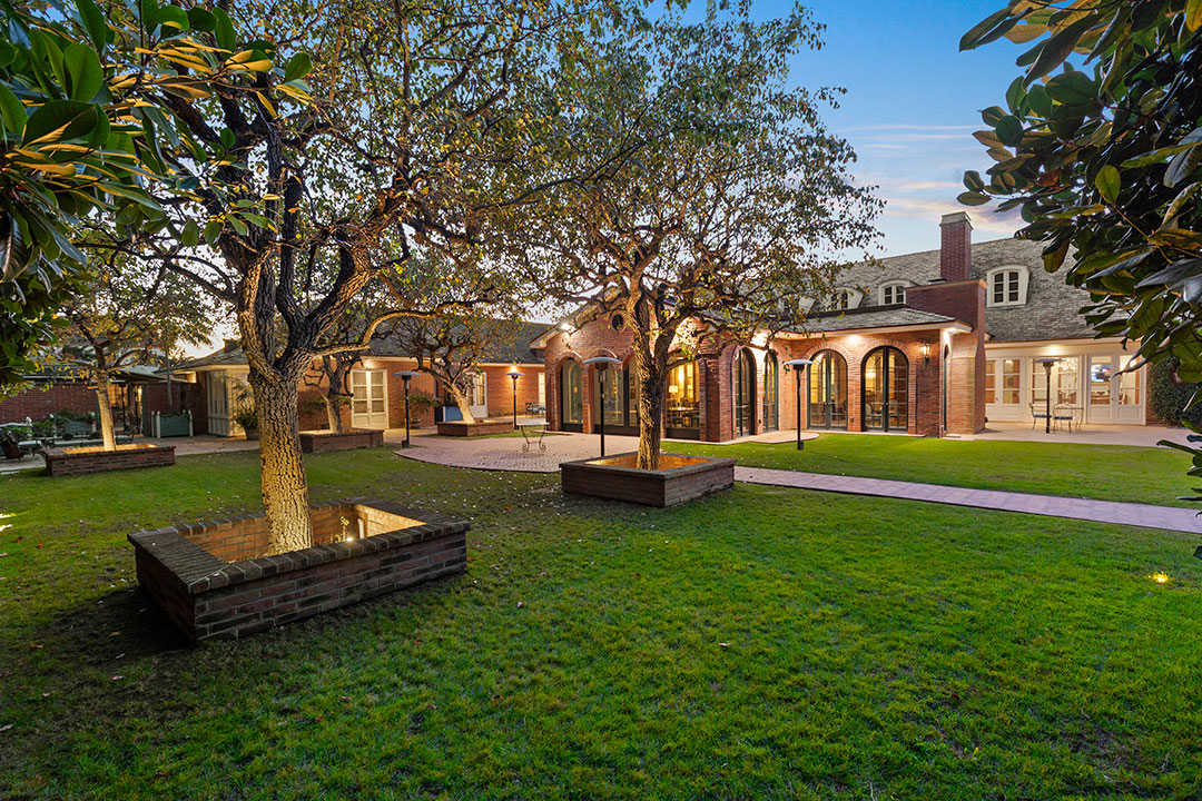 9 La Jolla Estate Landscaping