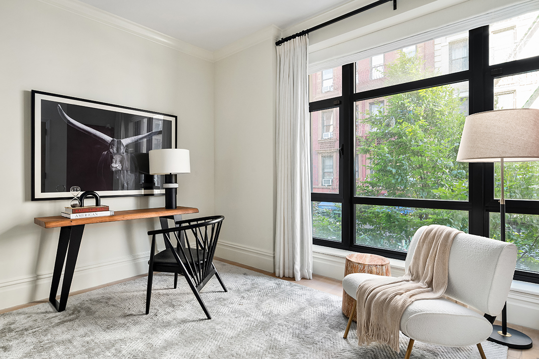 Joe Jonas Lists Nyc Aparment R