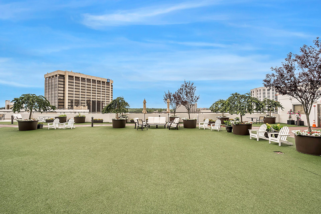 Former Yankees Star Bernie Williams Puts White Plains Condo On The Market P