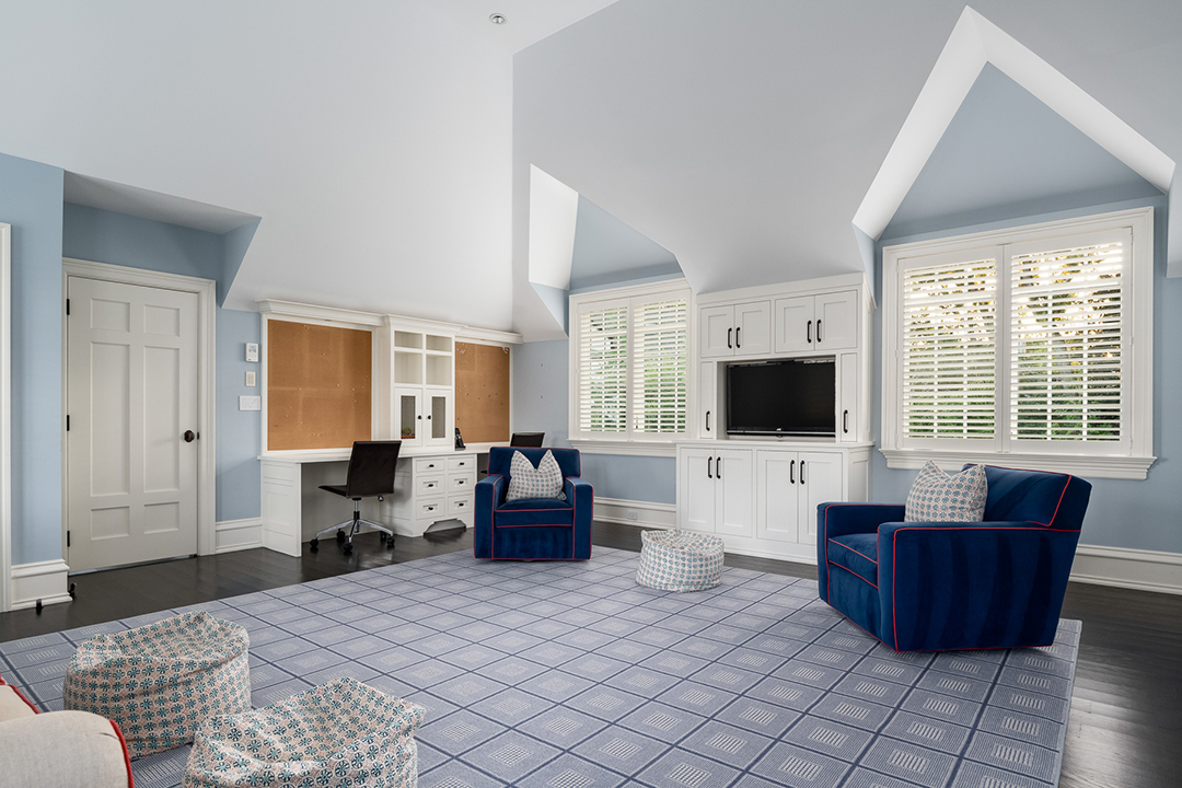 An Elegant Darien Manor On The Coast Lists For 12m 11 Pratt Island 84 Web