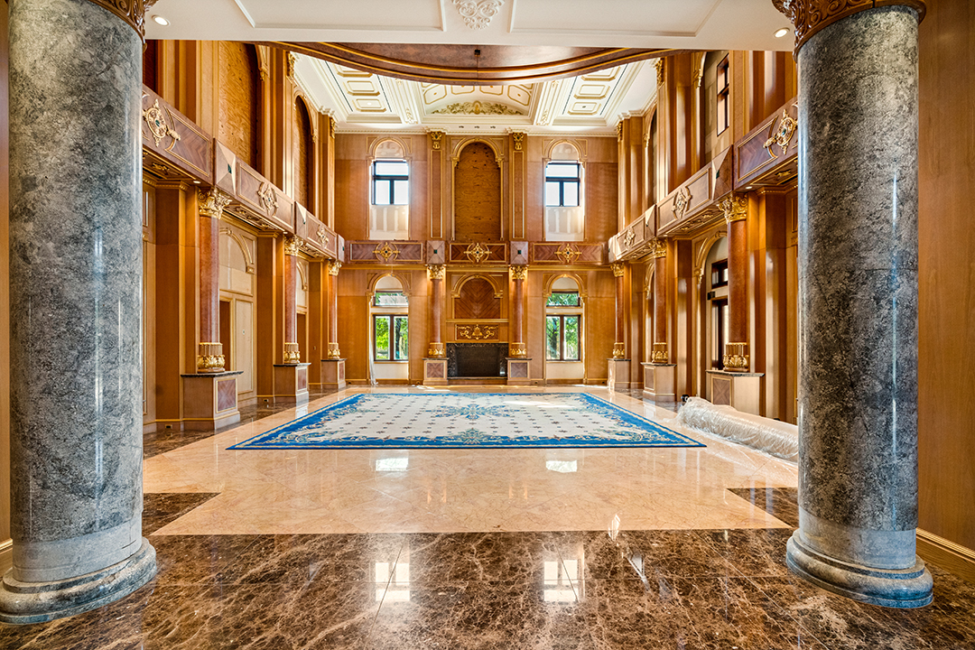 Tour A Shiny 25m Las Vegas Estate With 10 Interconnected Buildings B
