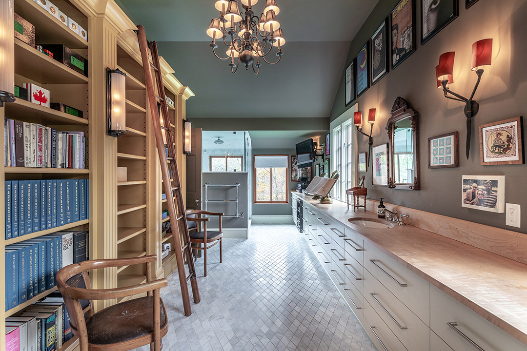 Late Musician Stephen Sondheim Longtime Connecticut Home Lists Bathroom